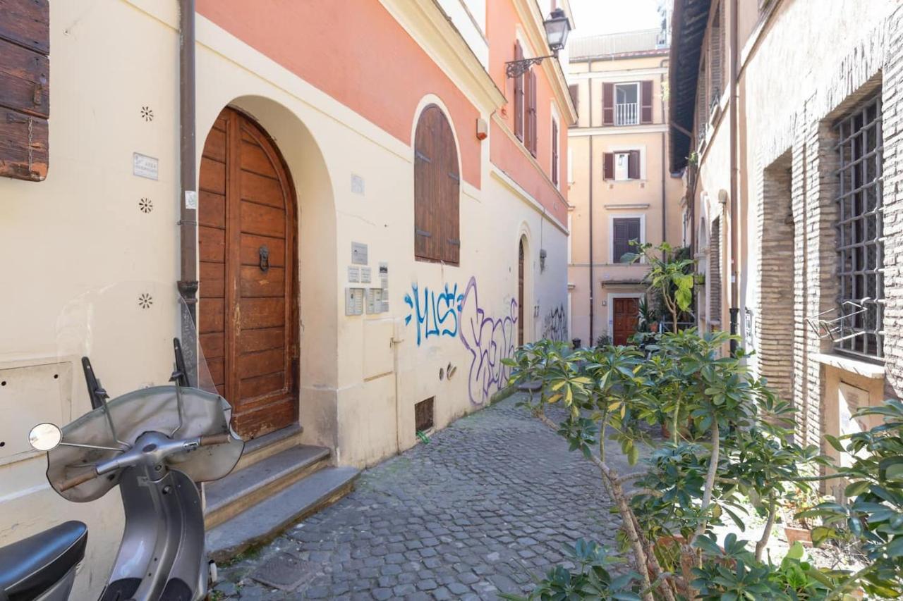 Nostromondo Ciancaleoni Palace Kültér fotó