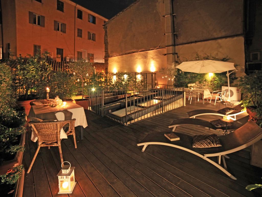 Nostromondo Ciancaleoni Palace Kültér fotó